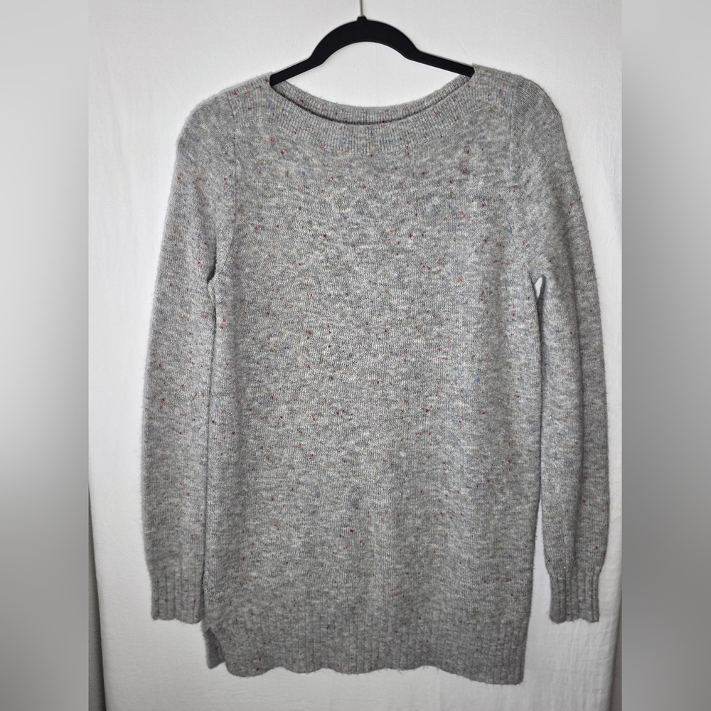 LOFT Heathered Gray Crew Neck Sweater